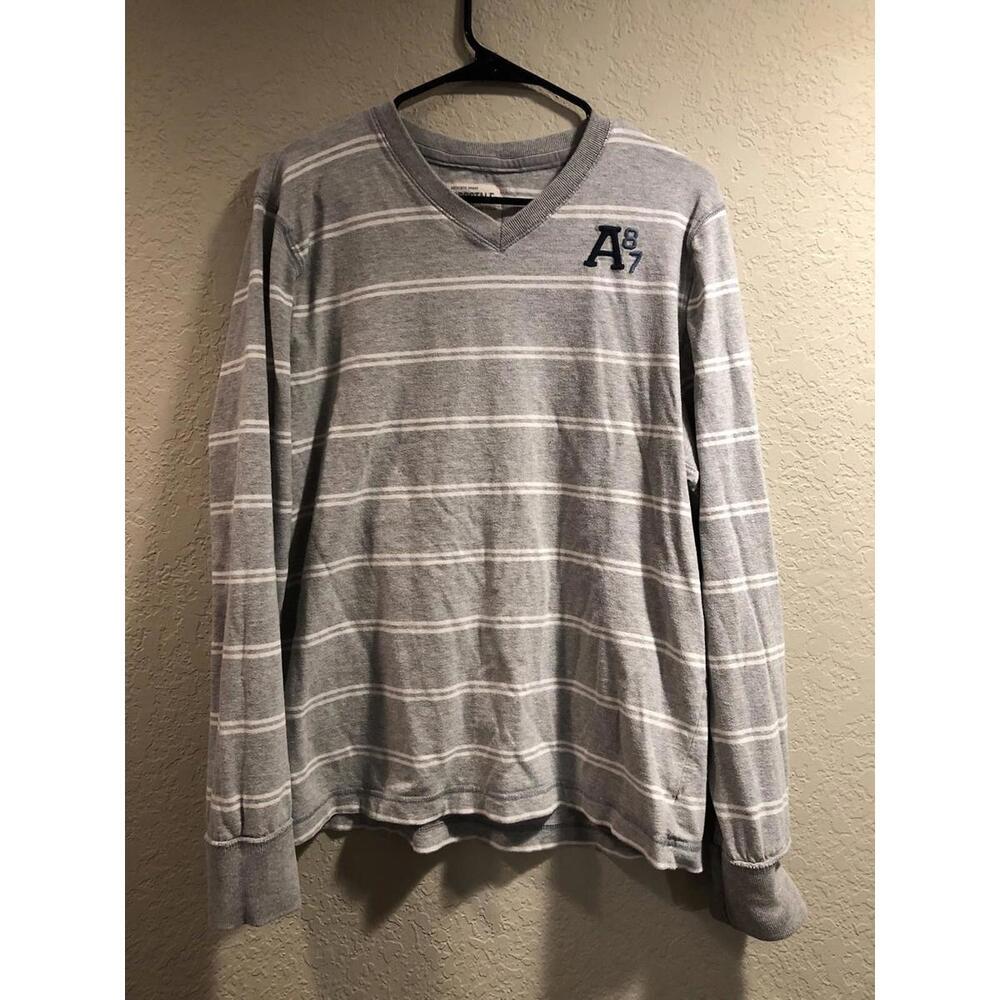 Aeropostale 87 Men’s Street Cabin Wear White Striped Long Sleeve - Grey Large